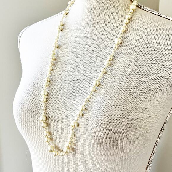 J. Crew Graduated Pearl Long Necklace - Picture 4 of 7